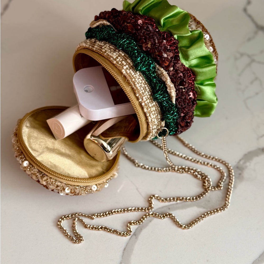 Viral beaded burger bag